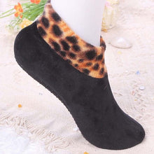 Load image into Gallery viewer, 1 Pair Unisex Thick Winter Sock Non Slip Elastic Sock 8 Colors to choose from