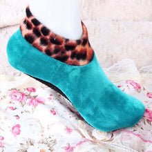 Load image into Gallery viewer, 1 Pair Unisex Thick Winter Sock Non Slip Elastic Sock 8 Colors to choose from