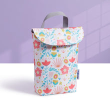 Load image into Gallery viewer, Sunveno Baby Diaper Bag Organizer Reusable Waterproof Fashion Prints Wet/Dry Cloth Bag Mummy Storage Bag Travel Nappy Bag