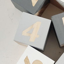 Load image into Gallery viewer, 6x6cm Large Wooden Alphabet Letters Cubes,Wood Square Big English ABC Blocks,Toddlers/Baby Montessori Learning Educational Toys
