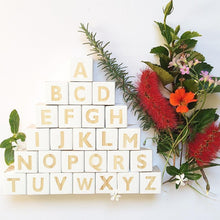 Load image into Gallery viewer, 6x6cm Large Wooden Alphabet Letters Cubes,Wood Square Big English ABC Blocks,Toddlers/Baby Montessori Learning Educational Toys
